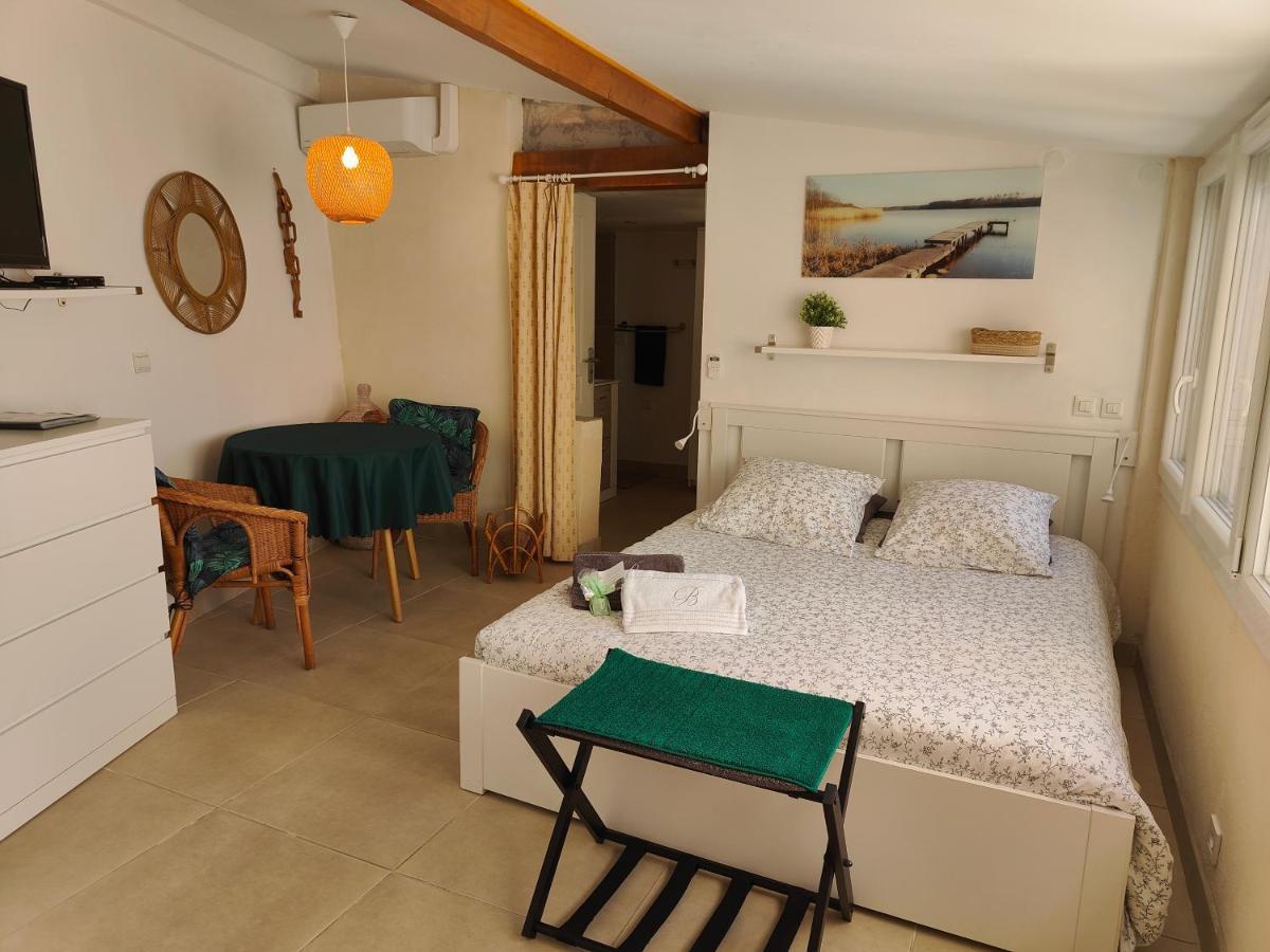 Petite Etoile De Mer - Studio Hyper Equipe A 150M D'Une Plage De Sable Fin Grande Terrasse Presqu'Ile De Charme Saint-Mandrier-sur-Mer Ngoại thất bức ảnh